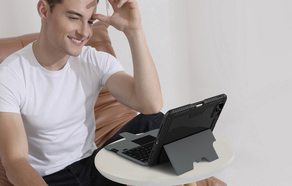 Coque Nillkin avec support spécial