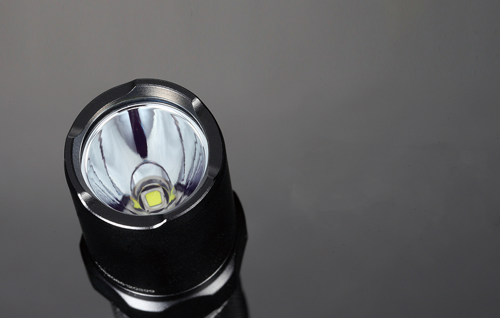 Éclairage optimal de la lampe de poche Nitecore MT1A
