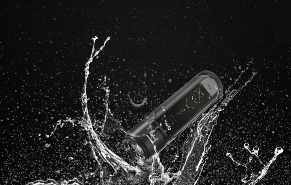 Lampe de poche compacte et durable Nitecore TIKI LE