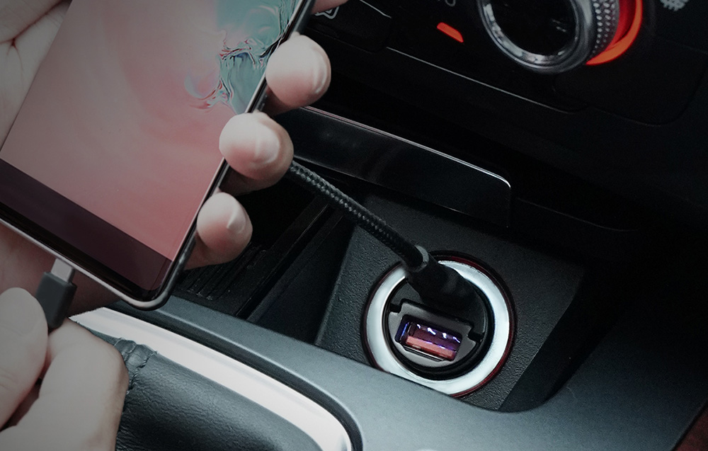 Design compact du chargeur de voiture Aukey CC-A3