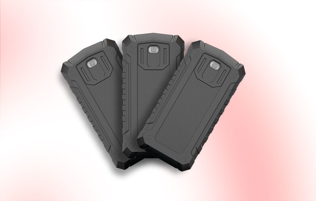 Lampe de poche et étui de protection du Habotest HT126A