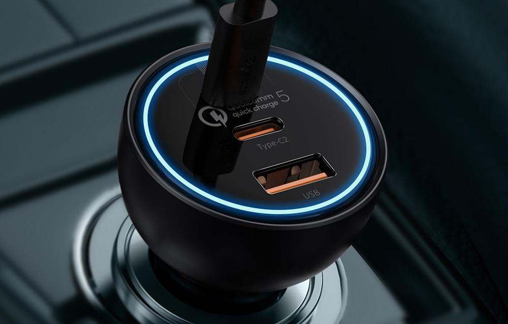 Charge up to 3 devices simultaneously