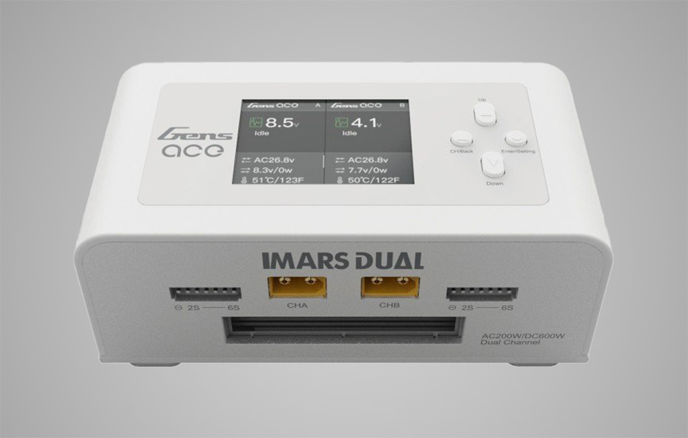 Écran LCD du chargeur GensAce IMARS