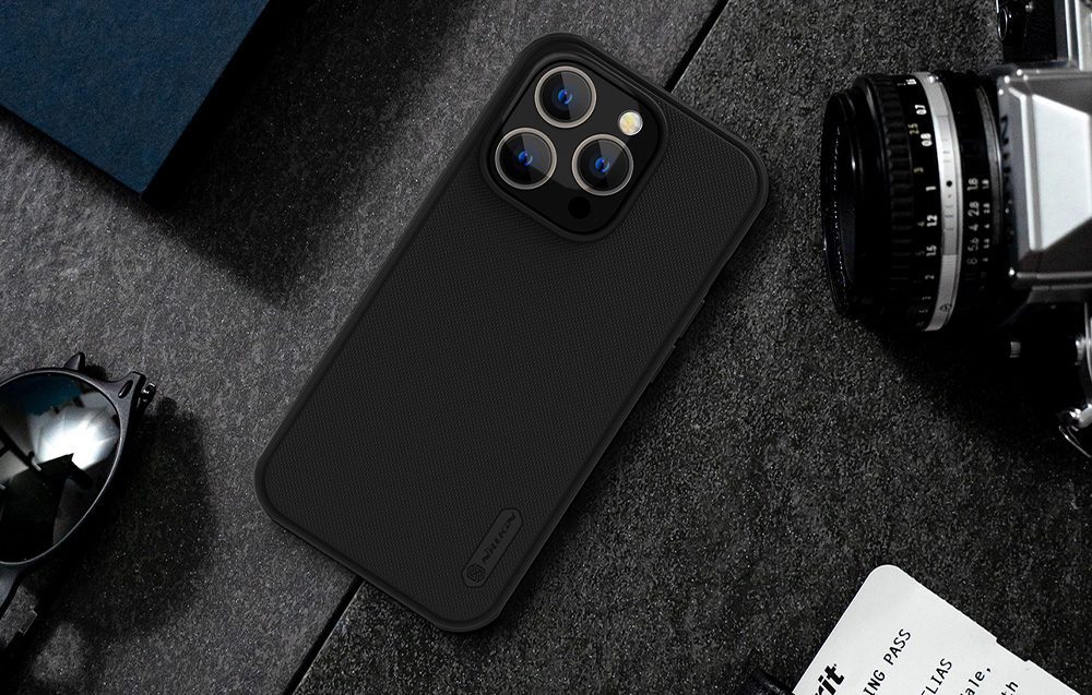 Surface antidérapante de la coque Nillkin pour iPhone 14 Pro