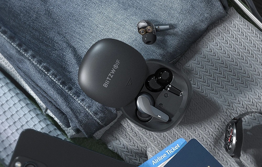BlitzWolf TWS BW-FYE15 cas de charge et écouteurs