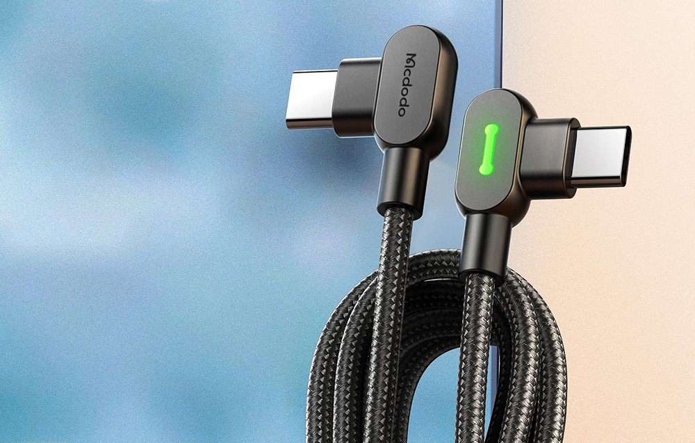 Câble Mcdodo Button 60W USB-C vers USB-C noir de 2m avec connecteurs courbés et éclairage LED