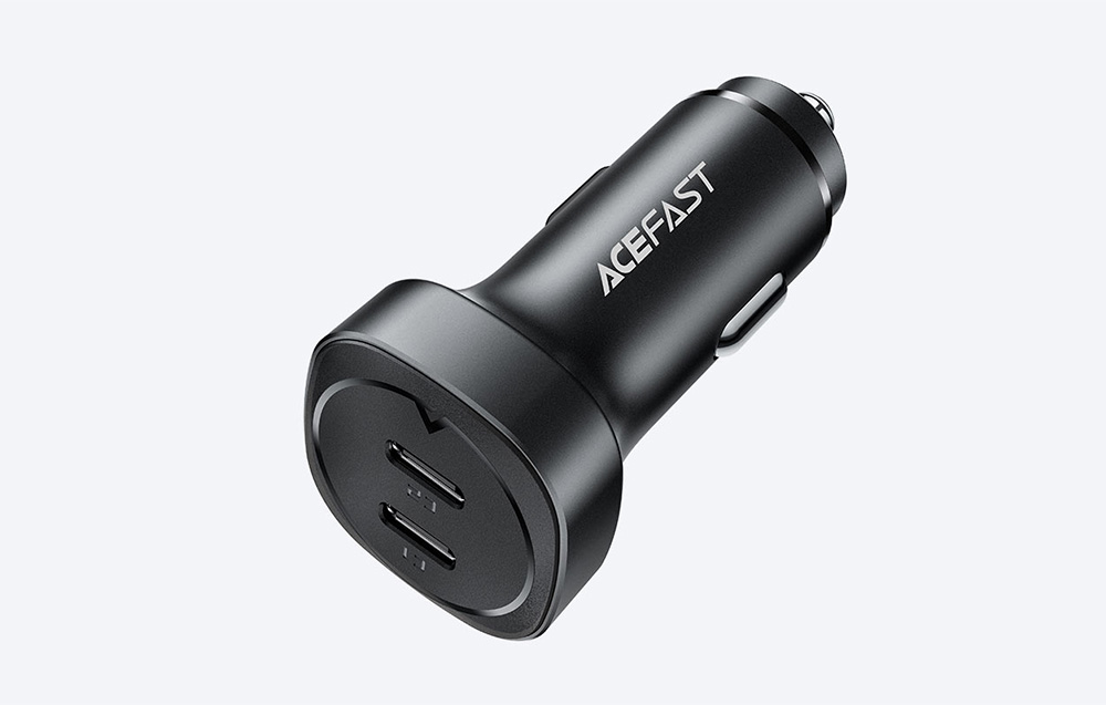 Chargeur de voiture Acefast B2 sur route