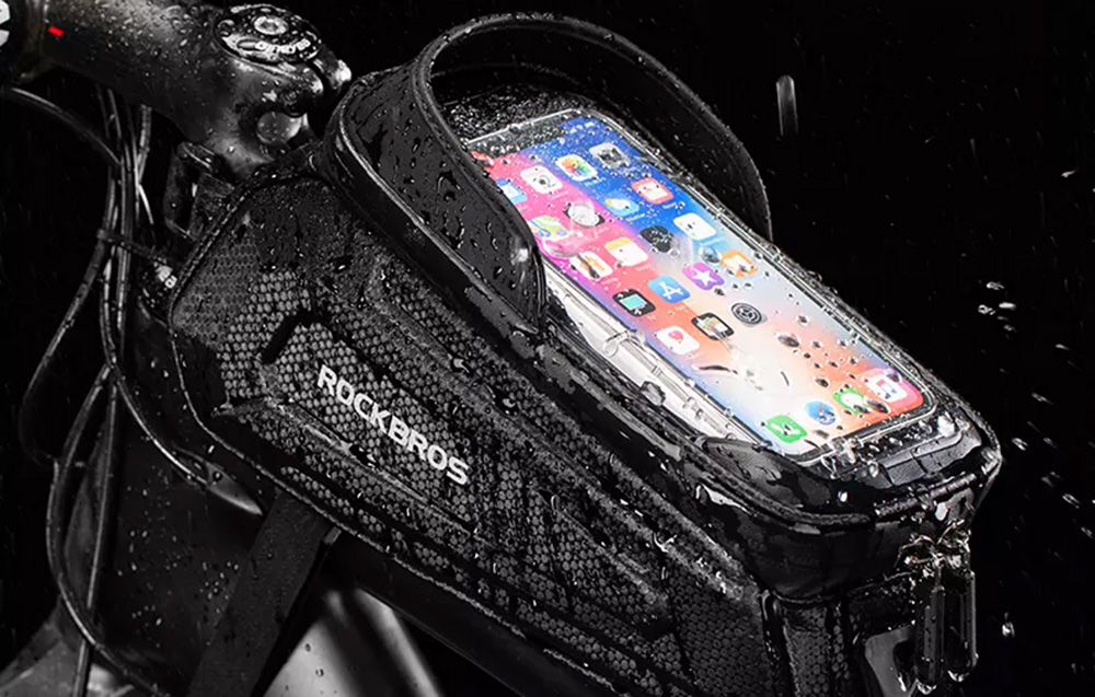 Utilisation du téléphone avec la sacoche Rockbros B68