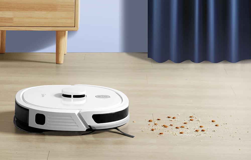 Nettoyage efficace avec le robot Midea M6