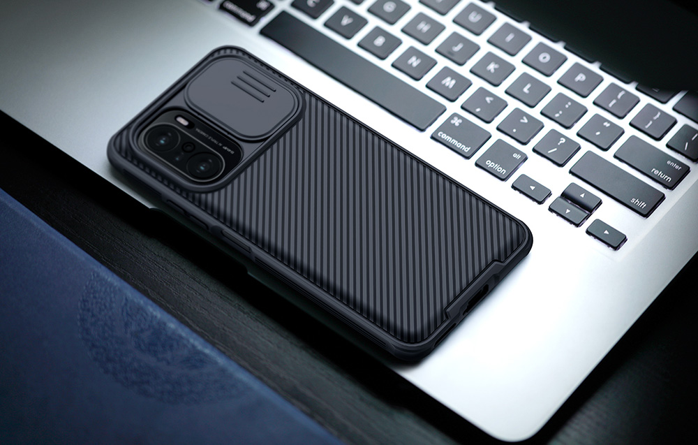 Image montrant la finition antidérapante de la coque Nillkin CamShield