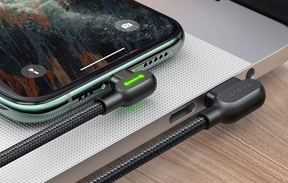 Câble conçu pour les gamers avec rétroéclairage LED