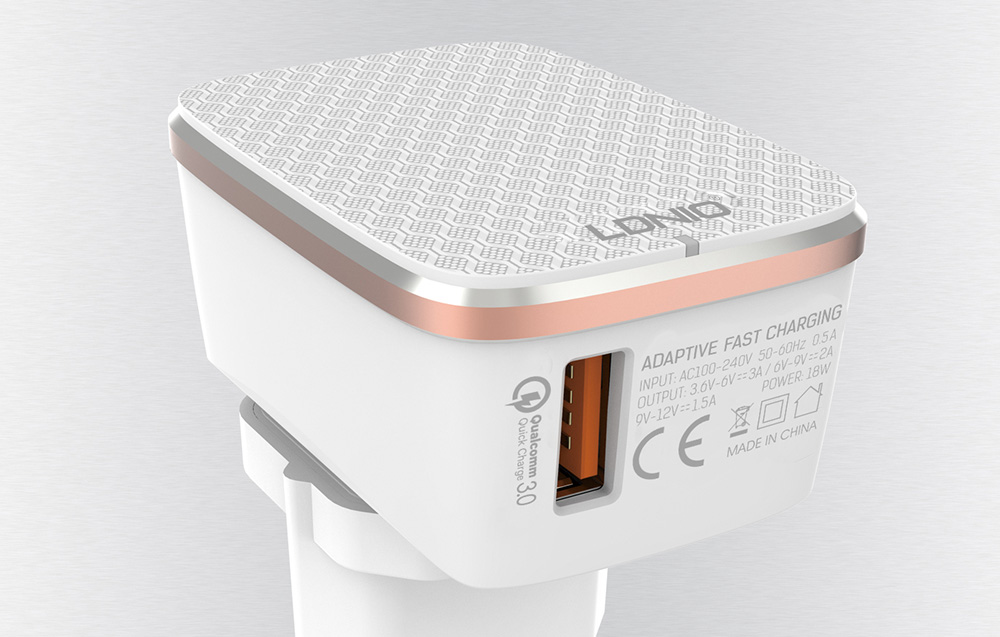 Chargement facile avec le câble Lightning inclus