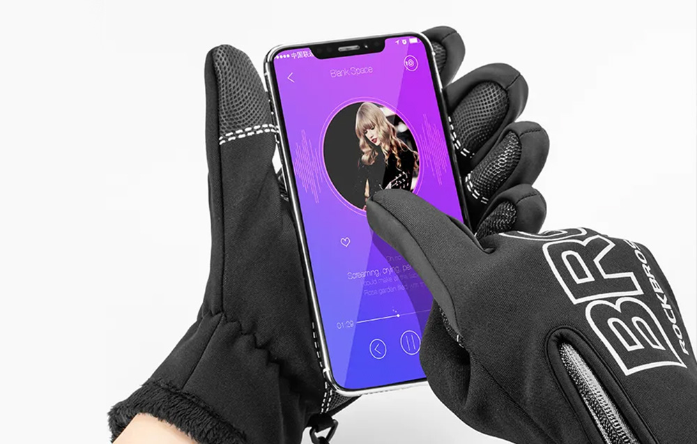 Gants Rockbros permettant l'utilisation de smartphone