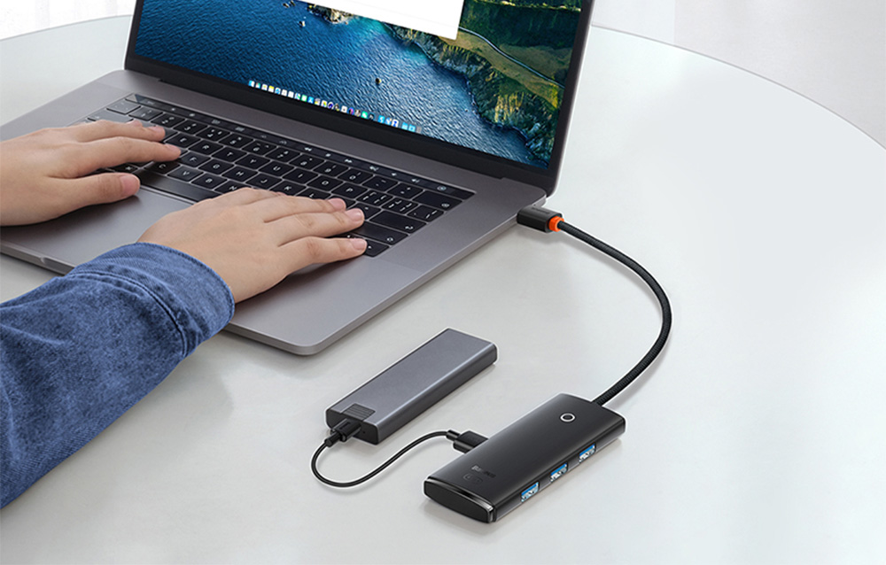 Transfert de fichiers rapide avec le concentrateur Baseus