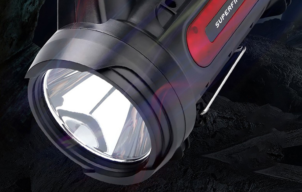 Lampe de poche Superfire M9-E durable