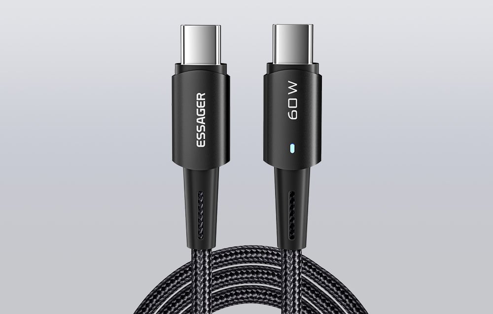 Câble Essager USB-C vers USB-C sur fond gris.