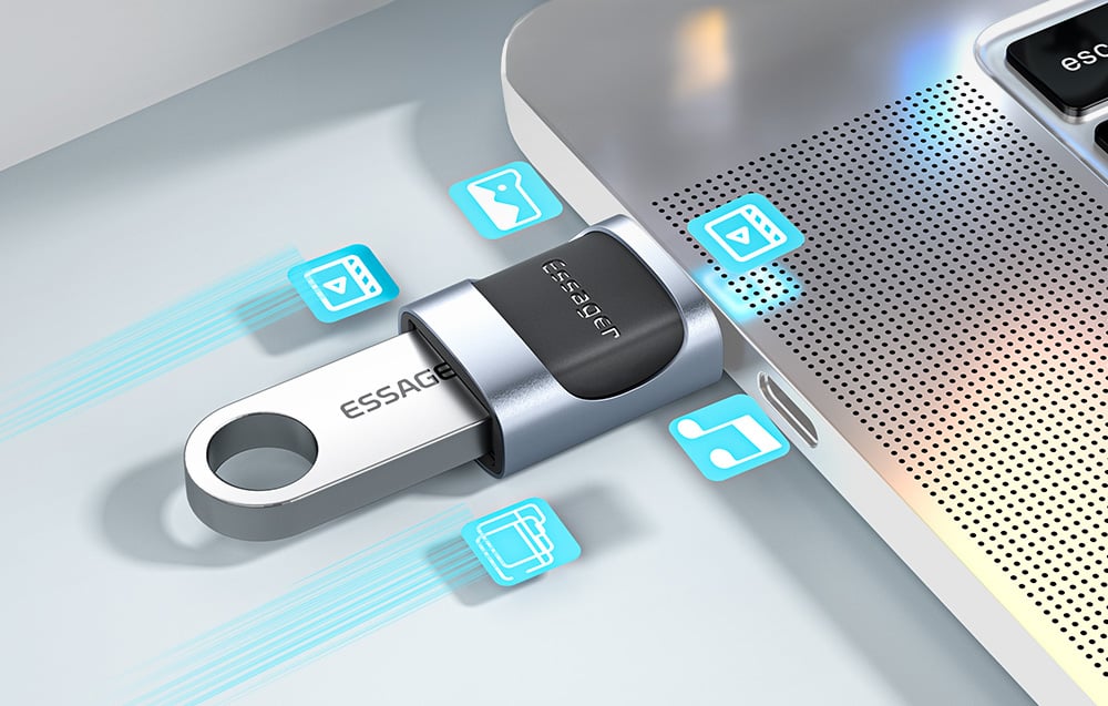 Adaptateur OTG Essager USB 3.0 femelle vers type-C mâle en usage connecté à un ordinateur portable. Autour des icônes bleues.